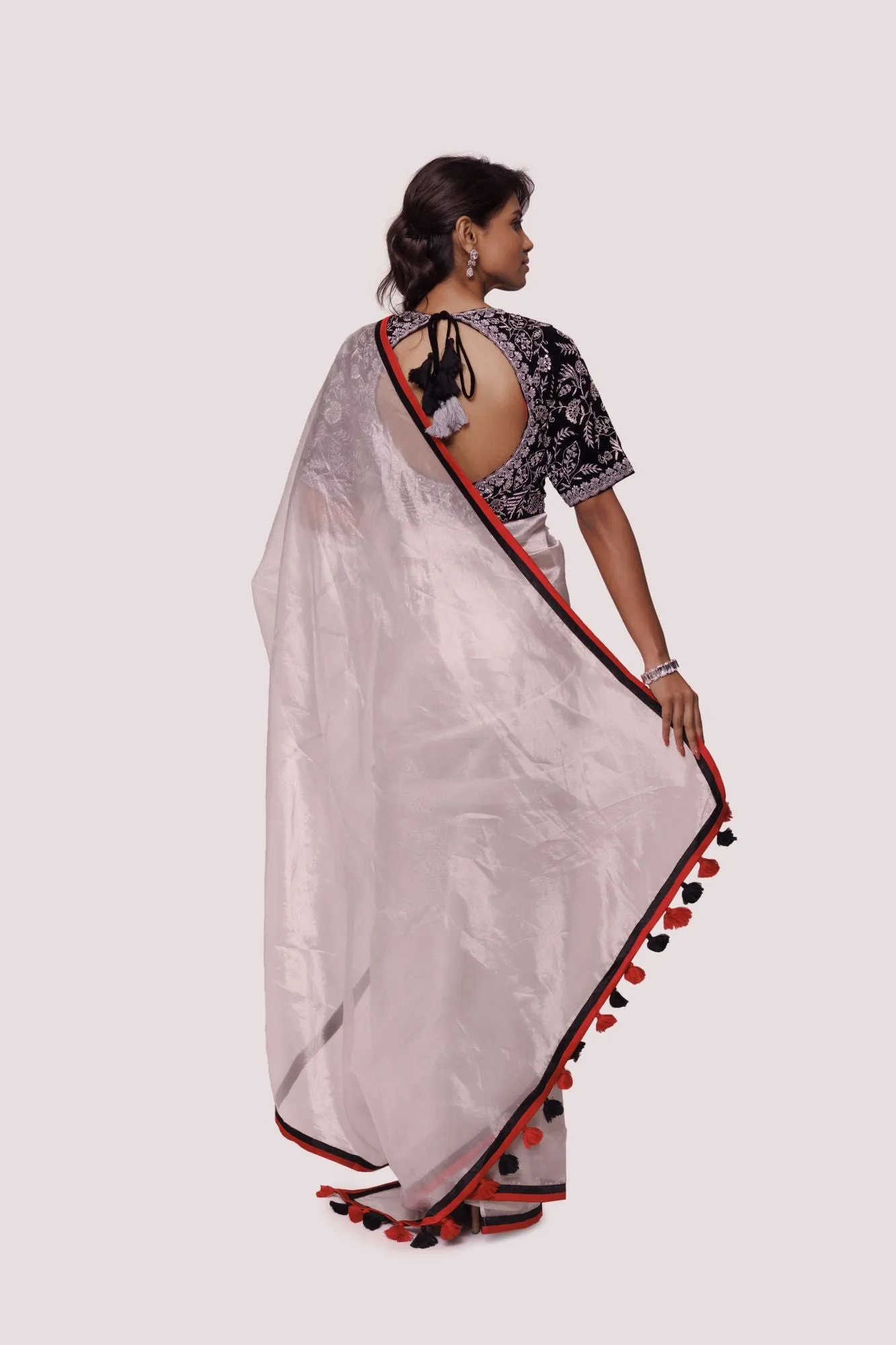 90Z820-RO Grey Black Organza Saree