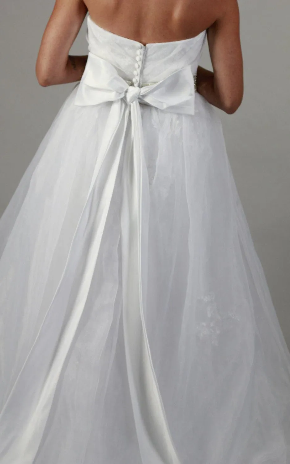 A-Line Crystal Belt Organza Sweetheart Wedding Gown-ET_711035