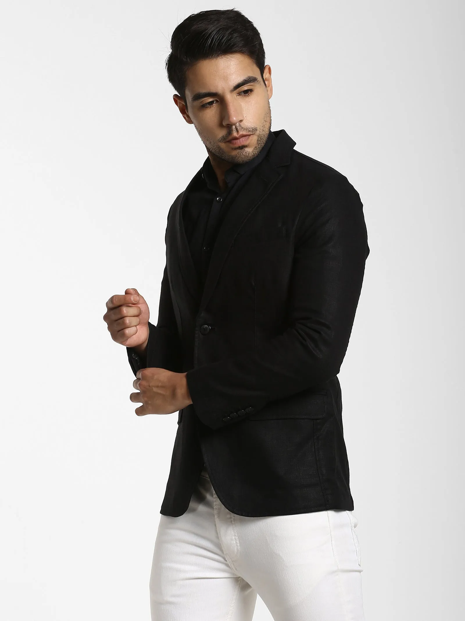 Black Solid Linen Blazer