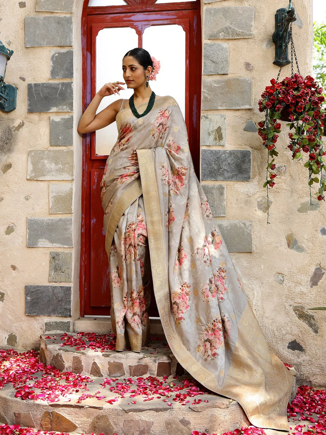 Digital Floral Printed Handloom Saree