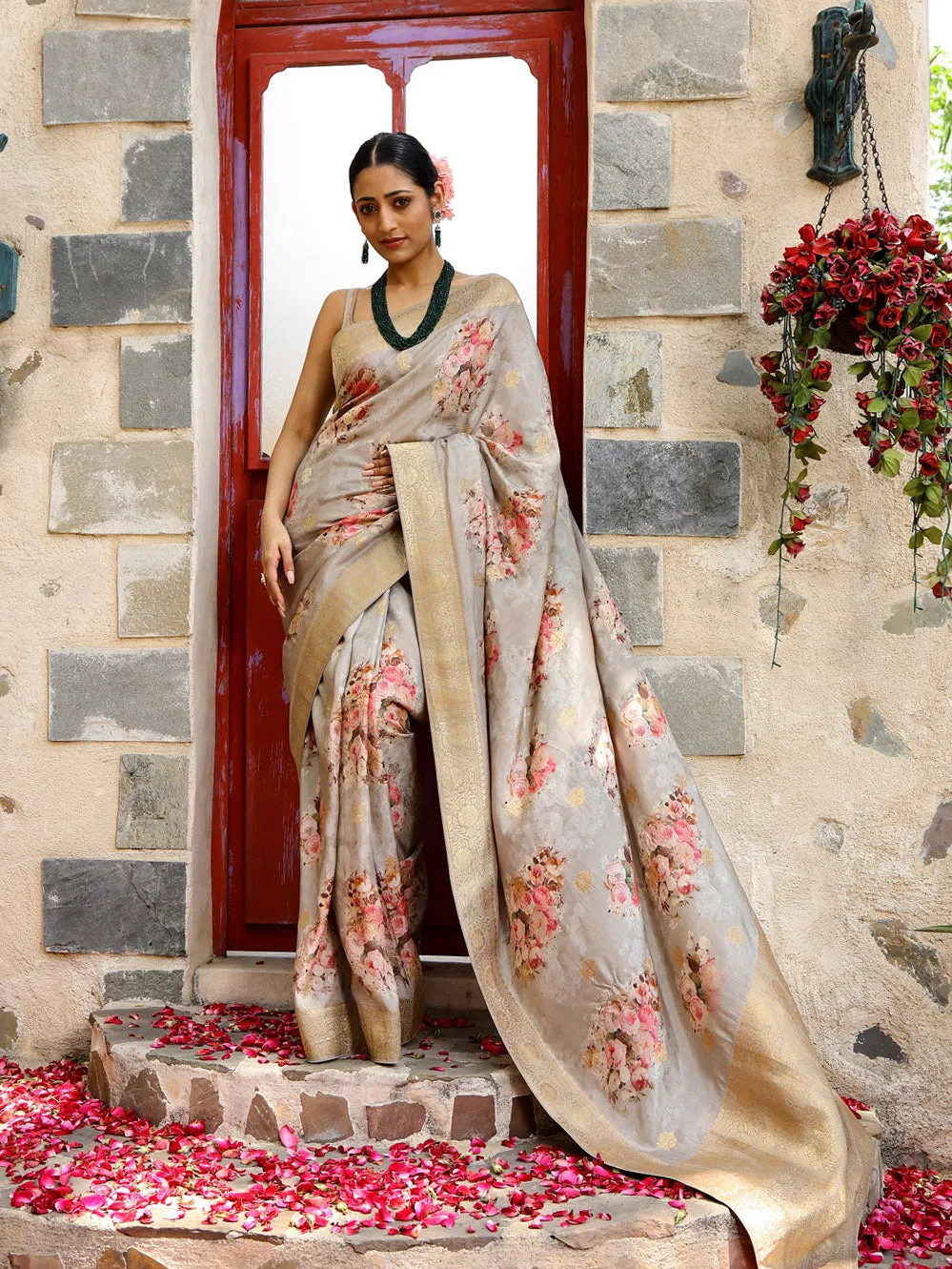 Digital Floral Printed Handloom Saree