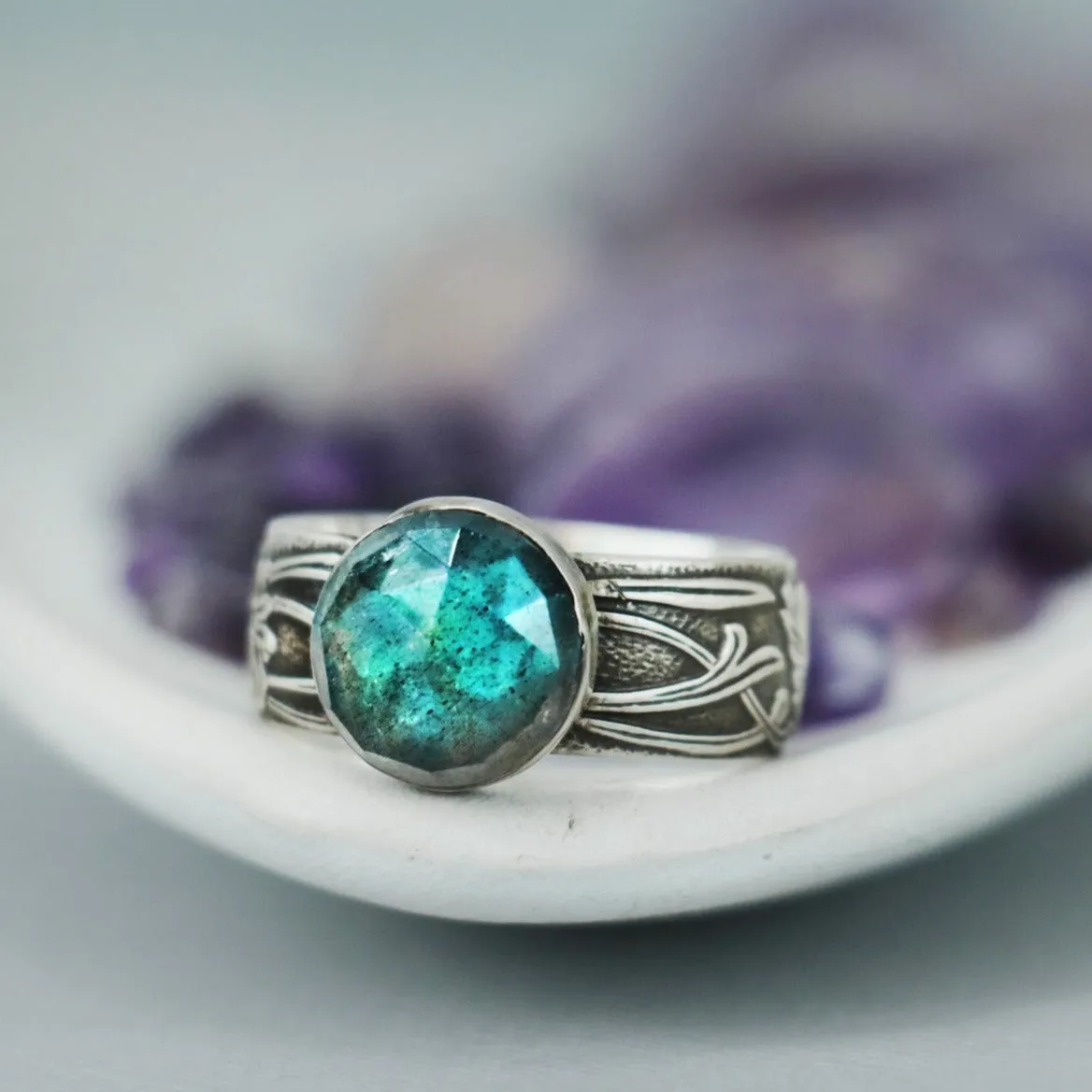 Elegant Art Nouveau Silver Floral Labradorite Ring | Moonkist Designs