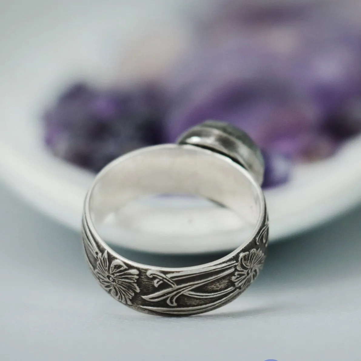 Elegant Art Nouveau Silver Floral Labradorite Ring | Moonkist Designs