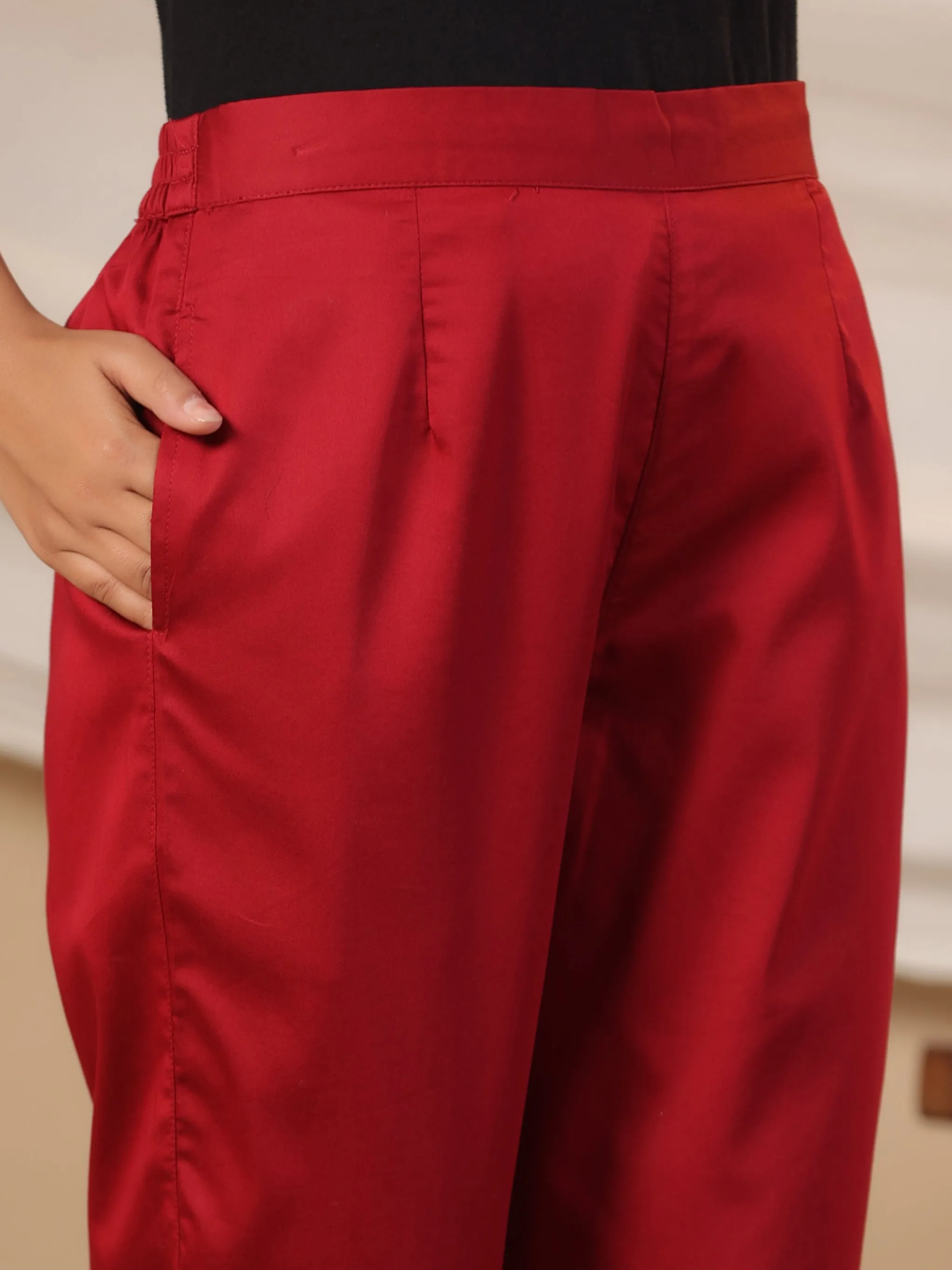 Juniper Maroon Solid Lycra Women Drawstring Pants With Single Side Pocket