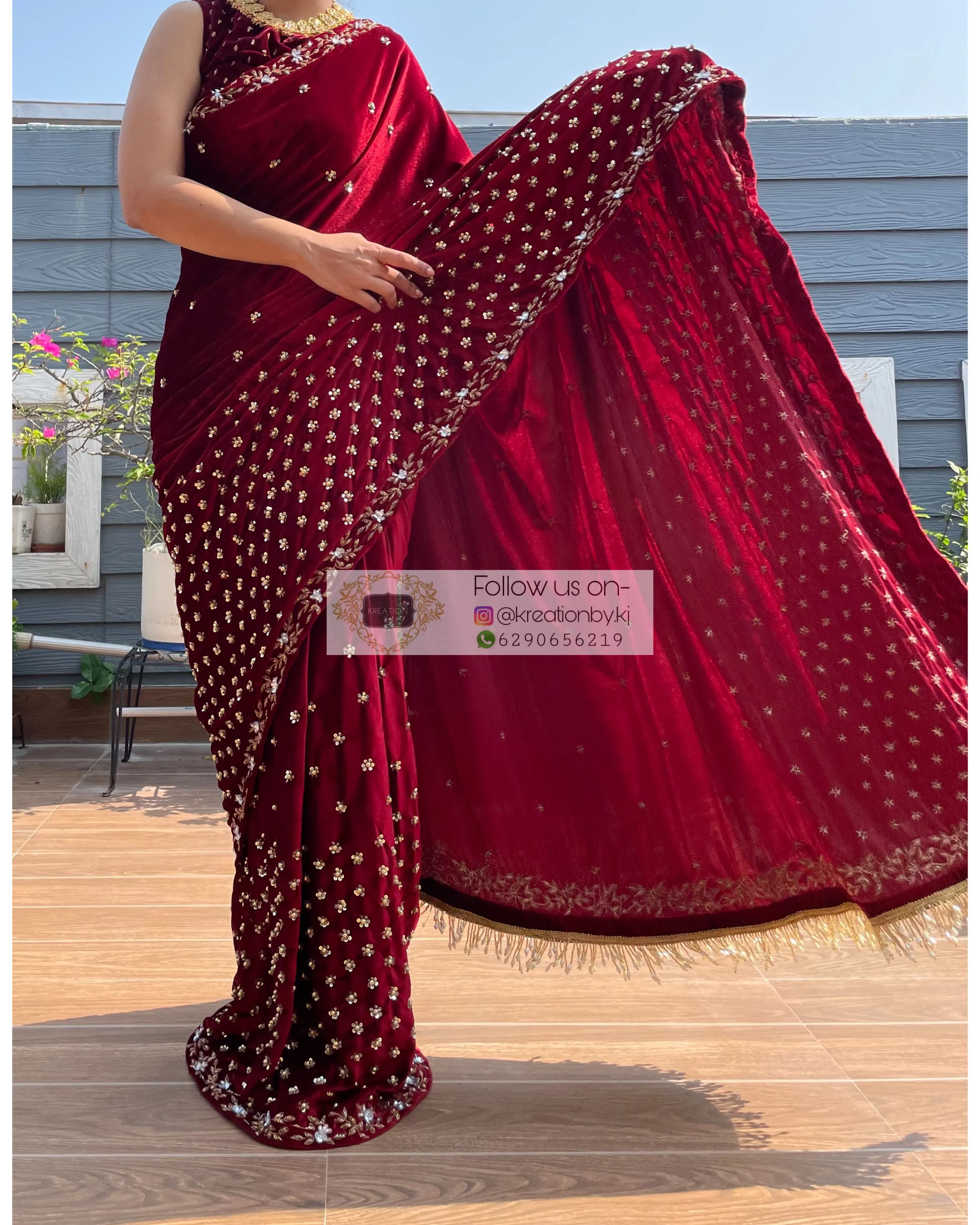 Maroon Velvet Badan pe Sitare Saree