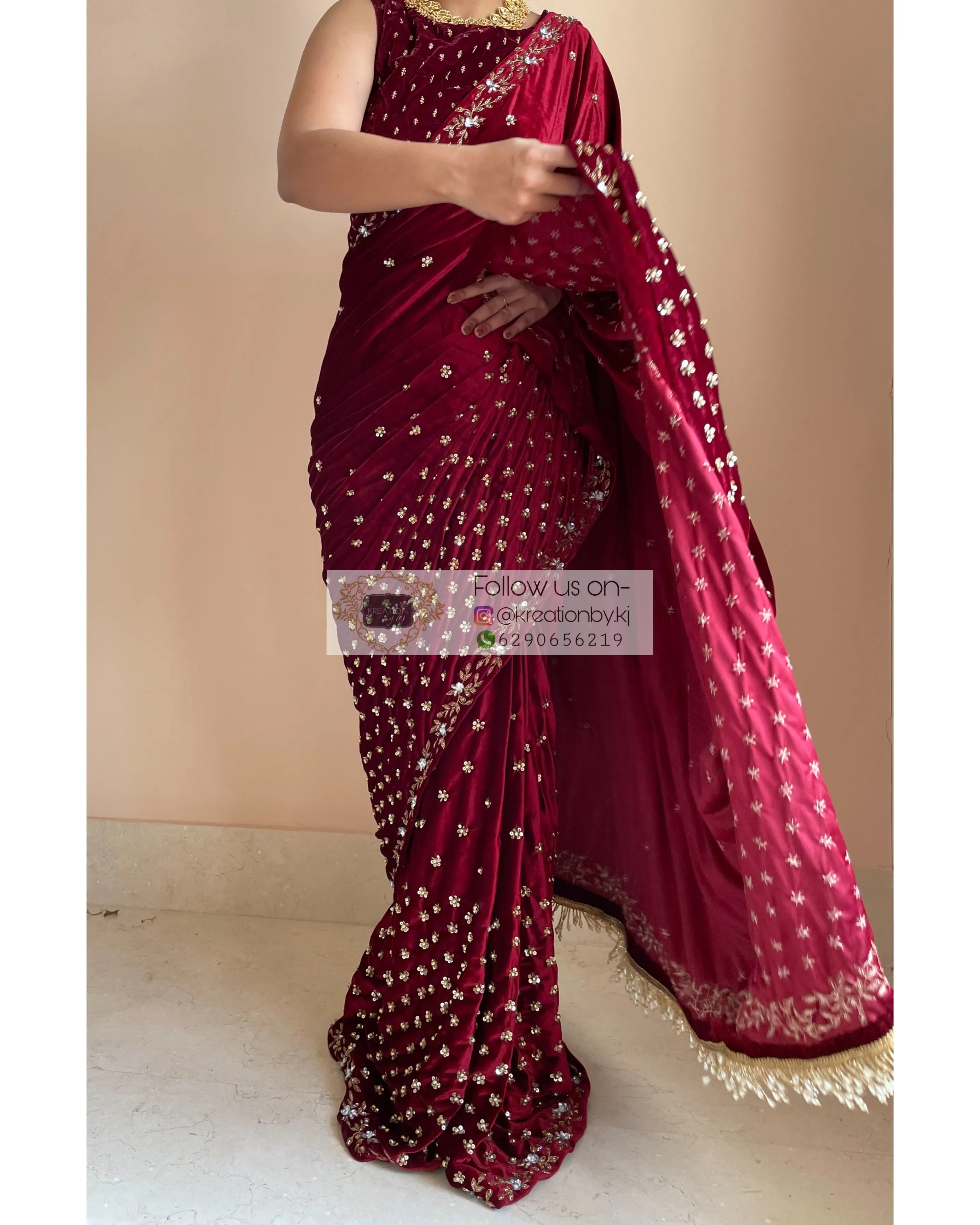 Maroon Velvet Badan pe Sitare Saree