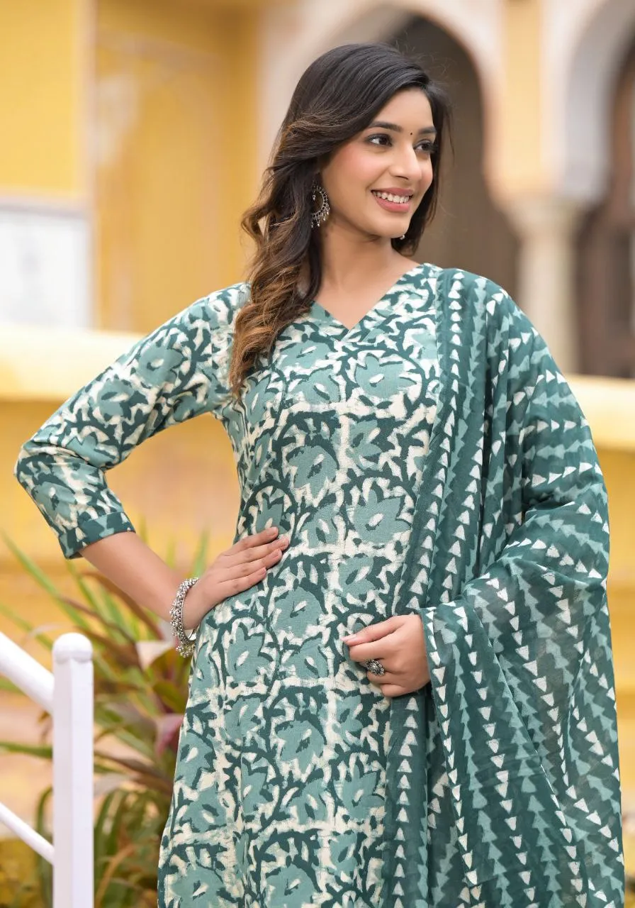 Party wear Rayon Floral 3 Piece Women's Kurta Suit