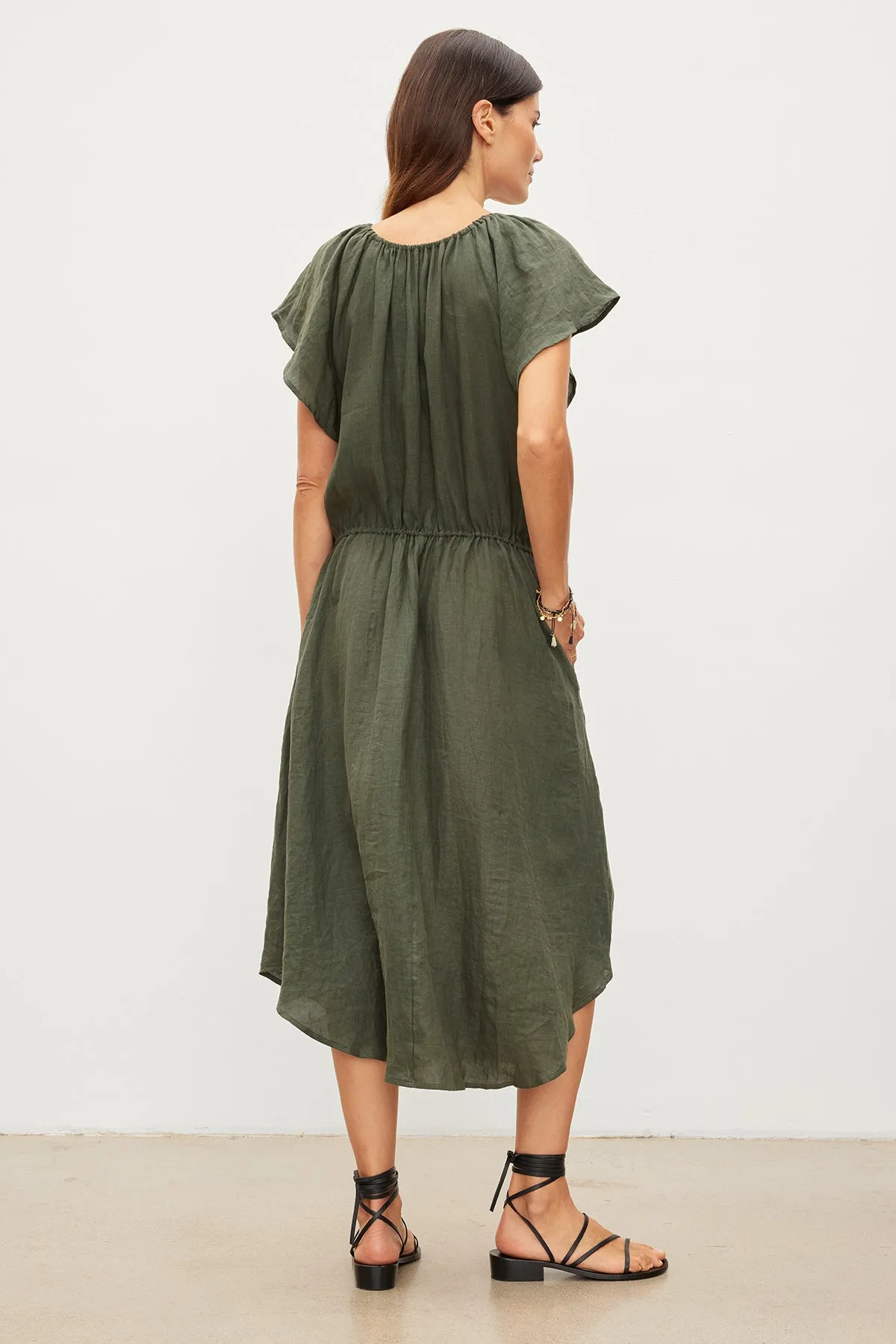 PEPPER LINEN V-NECK DRESS