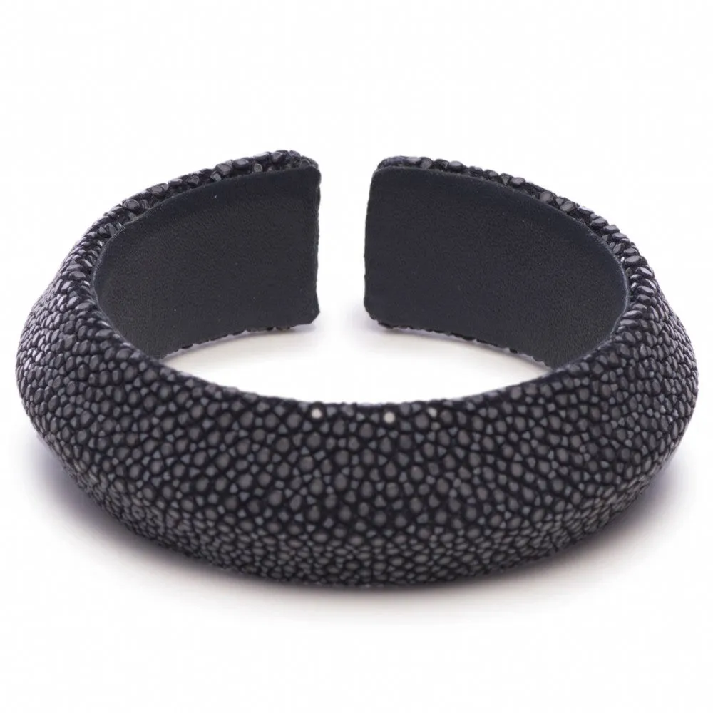 Shagreen Solid Color Cuff