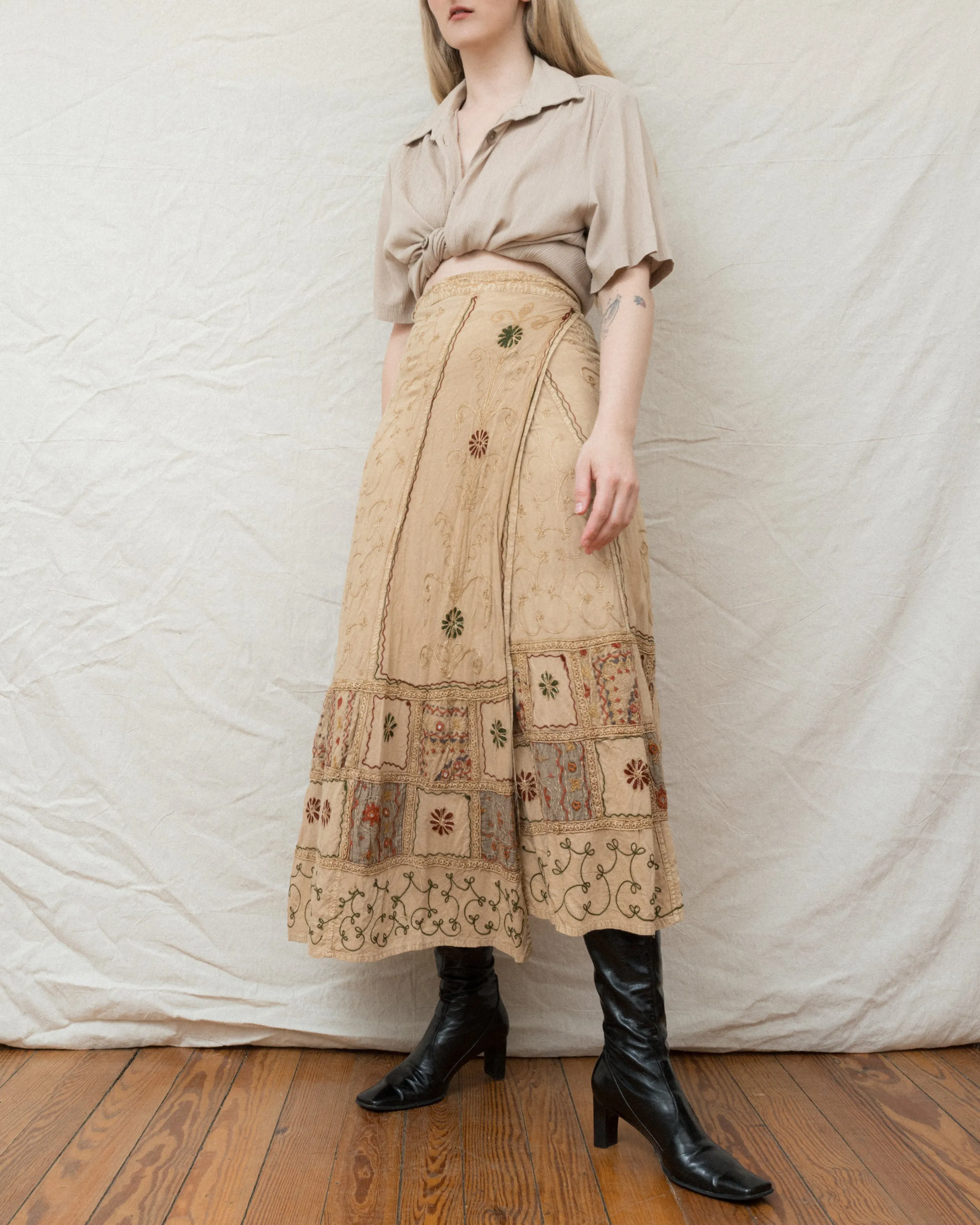 Vintage Embroidered Maxi Wrap Skirt (S-L)