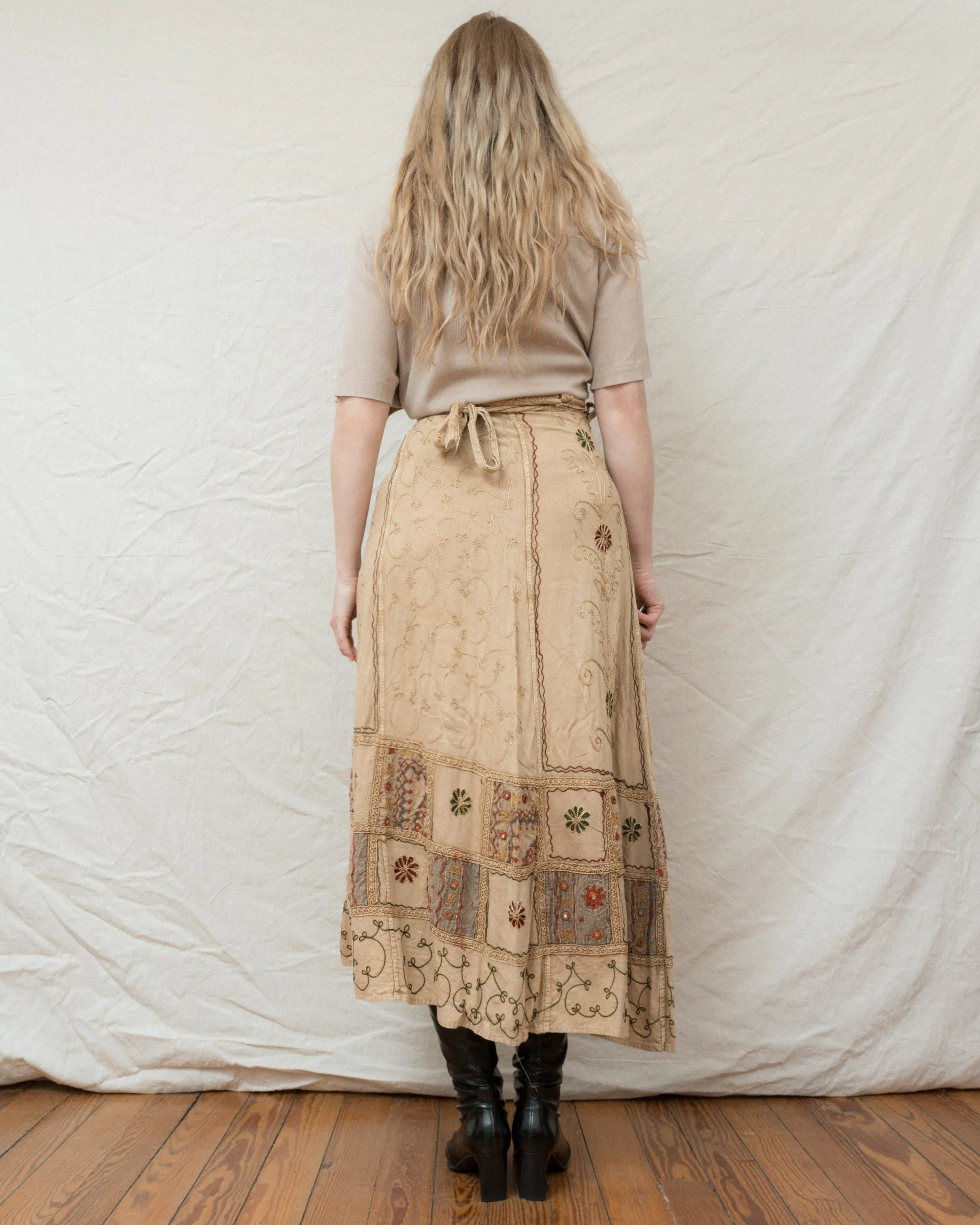 Vintage Embroidered Maxi Wrap Skirt (S-L)